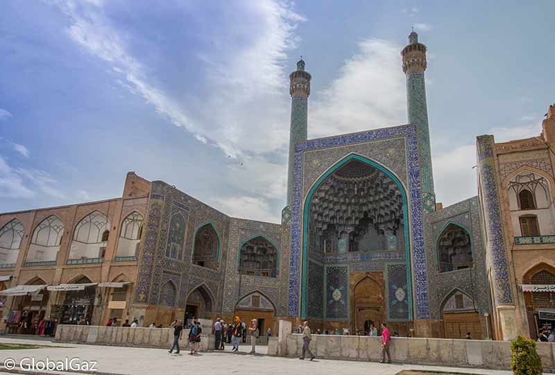 Naqsh-e Jahan Square – Must-See