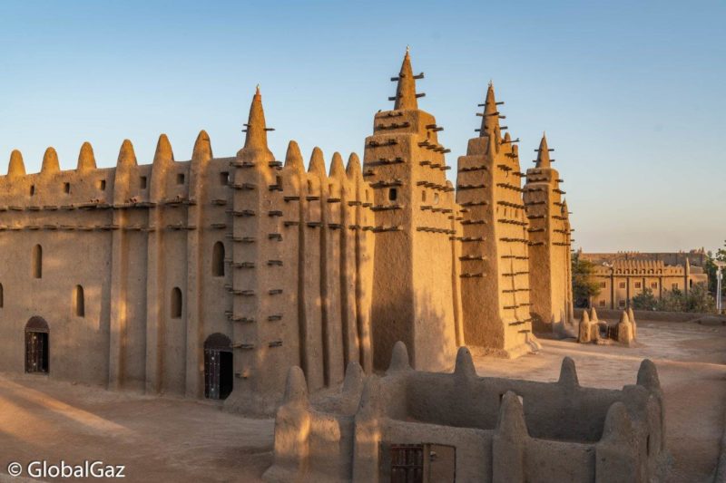 Visiting Great Mosque Djenne Mali