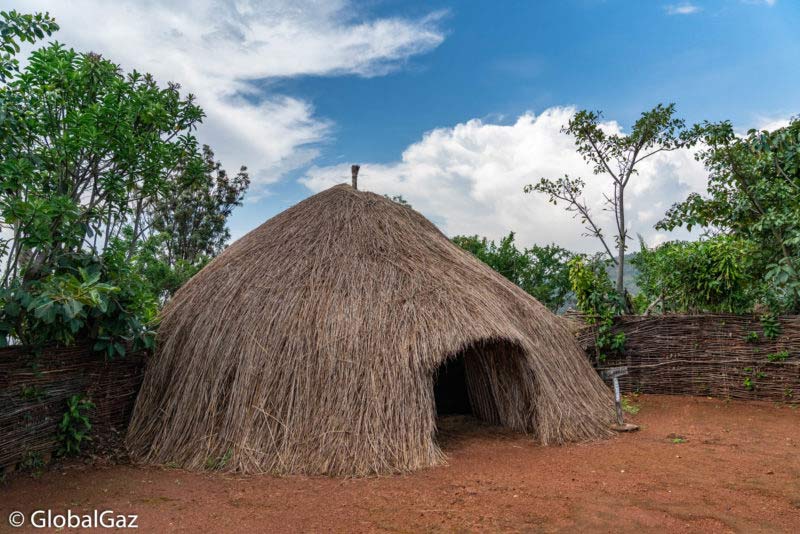 royal palace burundi - GlobalGaz