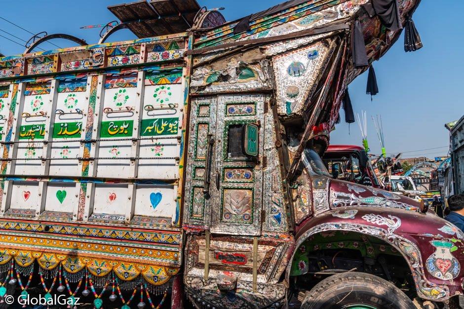 truck art painting pakistan
