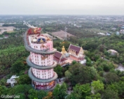 Visiting Wat Samphran