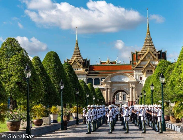 honor guard at grand palace