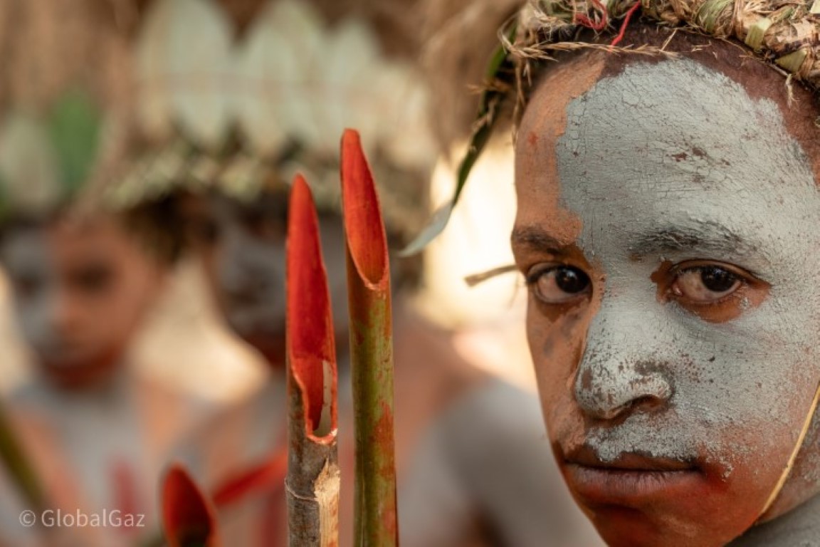 visiting papua new guinea