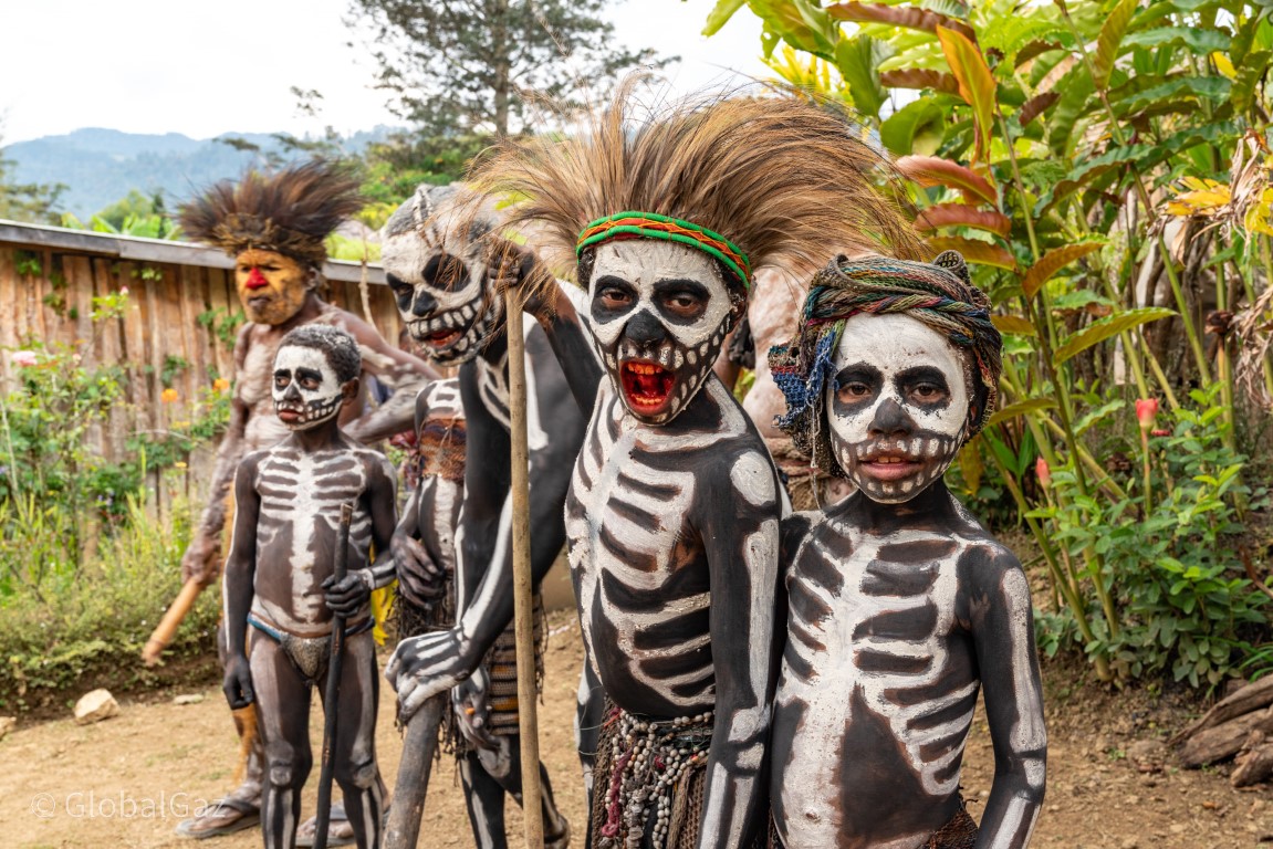 faces of papua new guinea