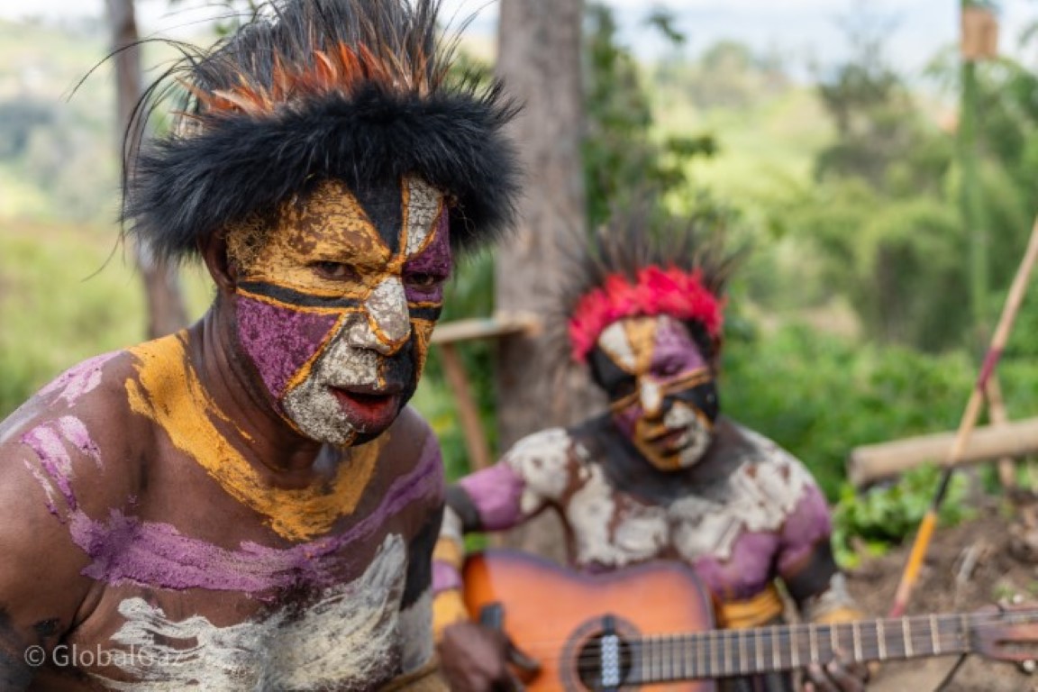 visiting papua new guinea