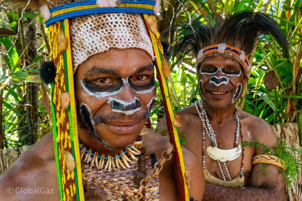 faces of papua new guinea